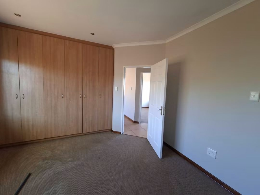 2 Bedroom Property for Sale in Rhodesdene Northern Cape